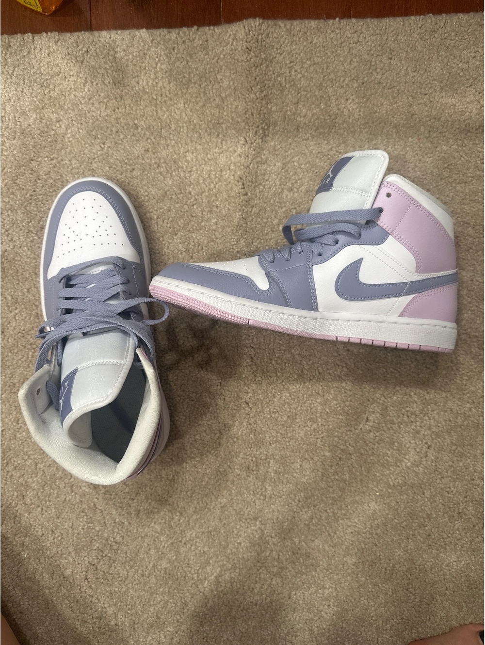 (2)Nike Air Jordan 1 Mid Lavender Mist White Sneakers US 8.5